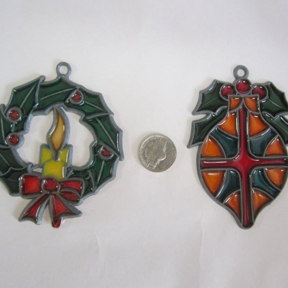 VINTAGE 80'S SET OF 2 CHRISTMAS SUNCATCHERS - Picture 1 of 2